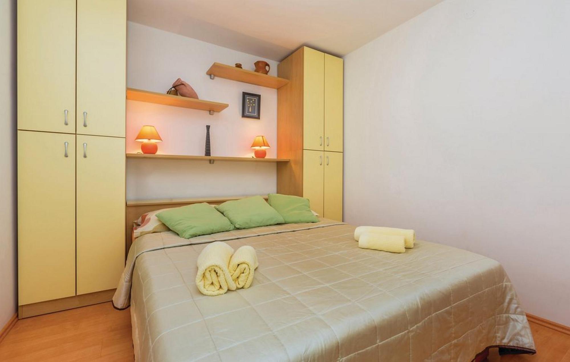 Apartments Paola Karlobag Zimmer foto